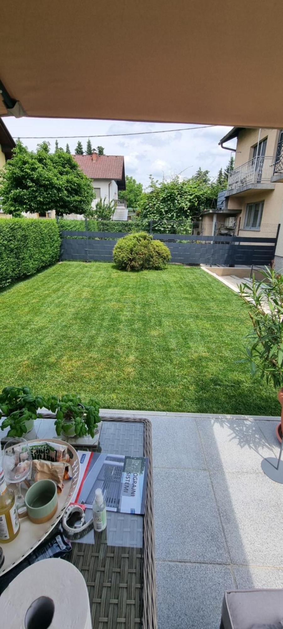 リュブリャナ Privat House Lena With Garden&Free Parkingヴィラ エクステリア 写真